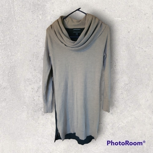 Cynthia‎ Rowley 100%Extra fine Wool Merino Cowl neck Zip sides 2 dress size Med